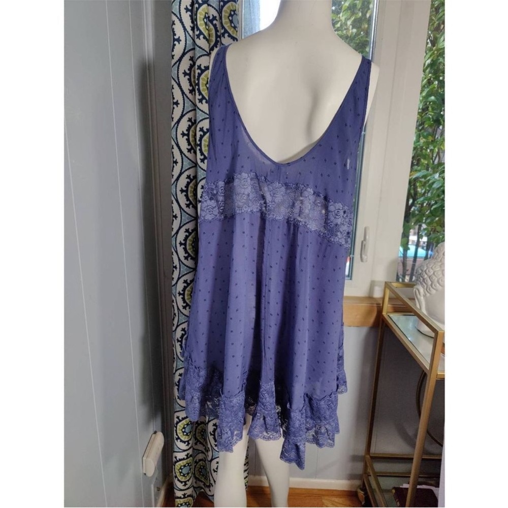 Free People Intimately blue, oversized, lace embellished, sleeveless shift - Picture 2 of 4